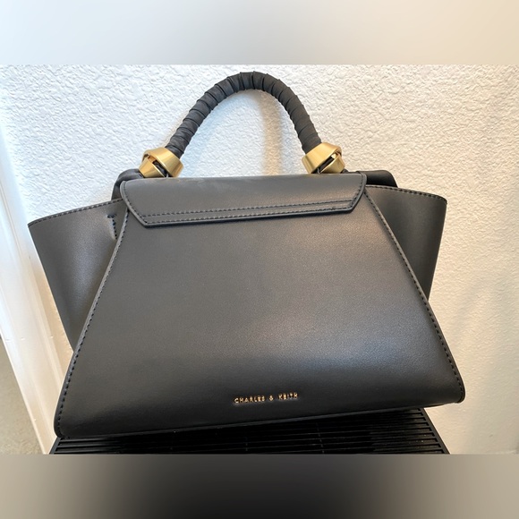 NWOT Charles & Keith black satchel bag, BRAND NEW - Picture 2 of 6